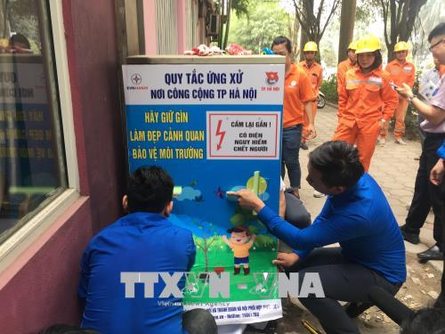 Nâng cao vai trò của tuổi trẻ Thủ đô trong tuyên truyền sử dụng điện 